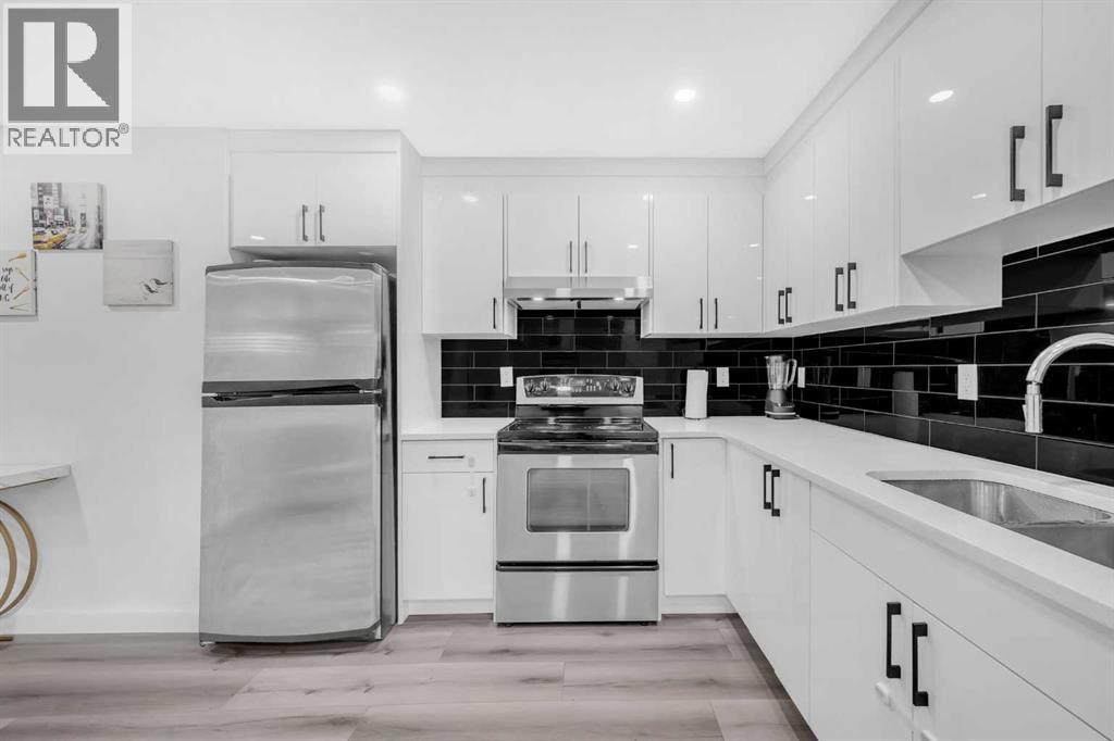 126 Kincora Glen Mews Nw, Calgary, Alberta  T3R 0B6 - Photo 33 - A2254871