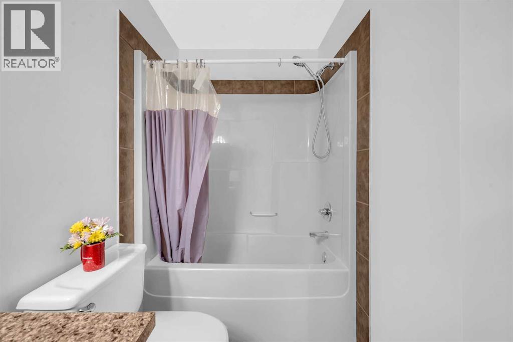 126 Kincora Glen Mews Nw, Calgary, Alberta  T3R 0B6 - Photo 29 - A2254871