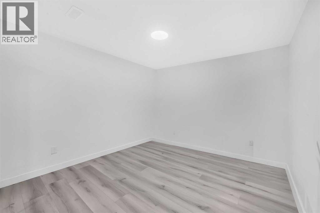 126 Kincora Glen Mews Nw, Calgary, Alberta  T3R 0B6 - Photo 37 - A2254871