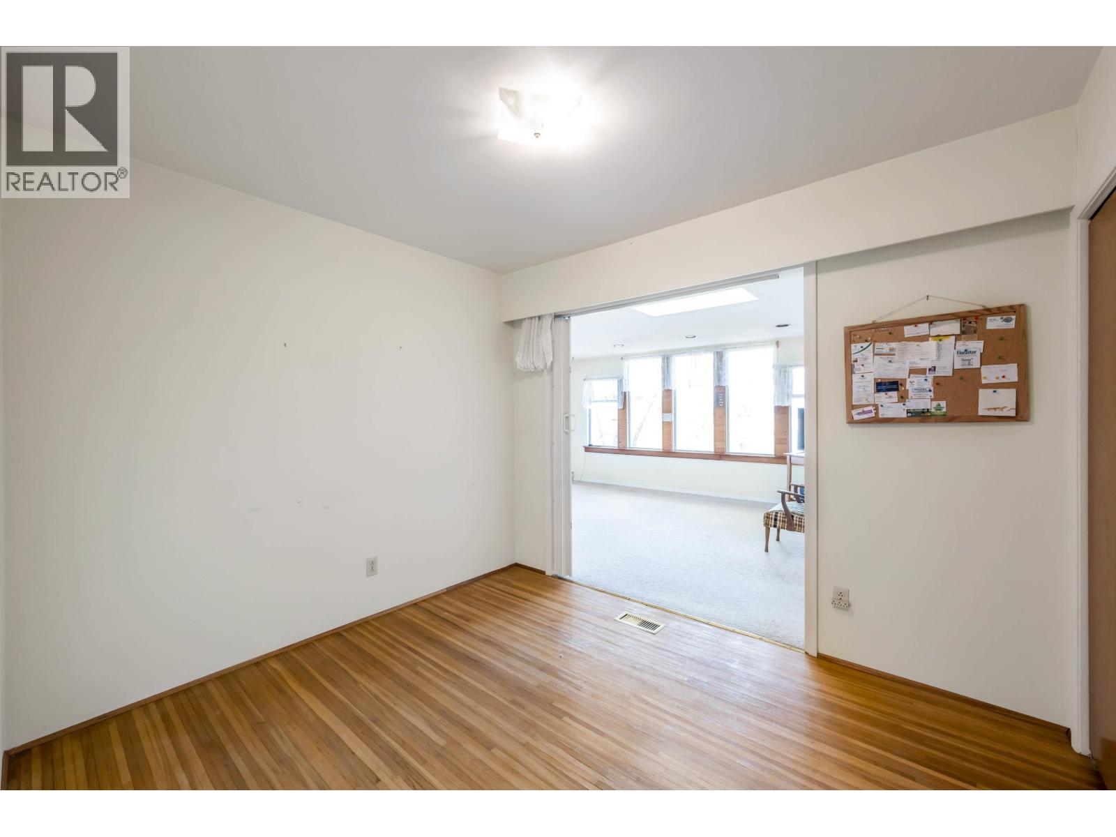 5855 Crescent Drive, Delta, British Columbia  V4K 2E7 - Photo 13 - R3062658