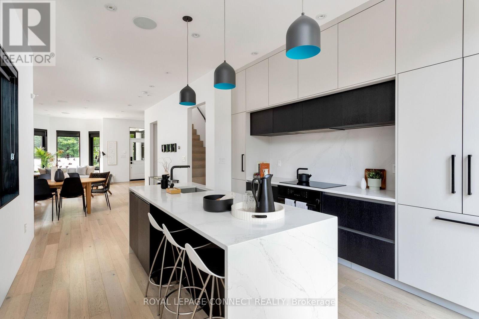 59 Fuller Avenue, Toronto, Ontario  M6R 2C4 - Photo 11 - W12461488