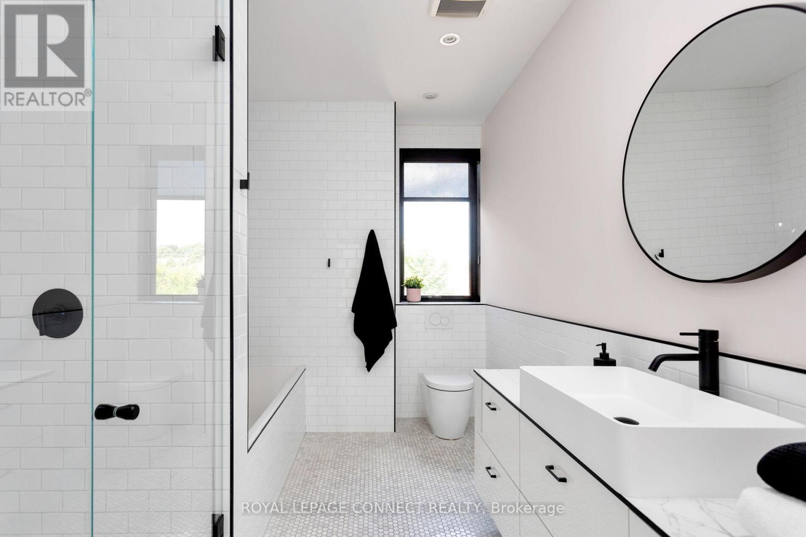 59 Fuller Avenue, Toronto, Ontario  M6R 2C4 - Photo 23 - W12461488