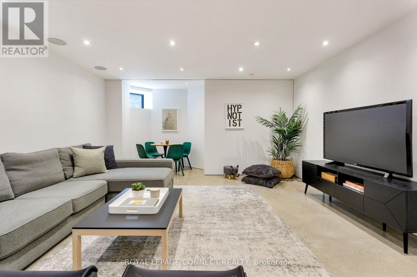 59 Fuller Avenue, Toronto, Ontario  M6R 2C4 - Photo 35 - W12461488