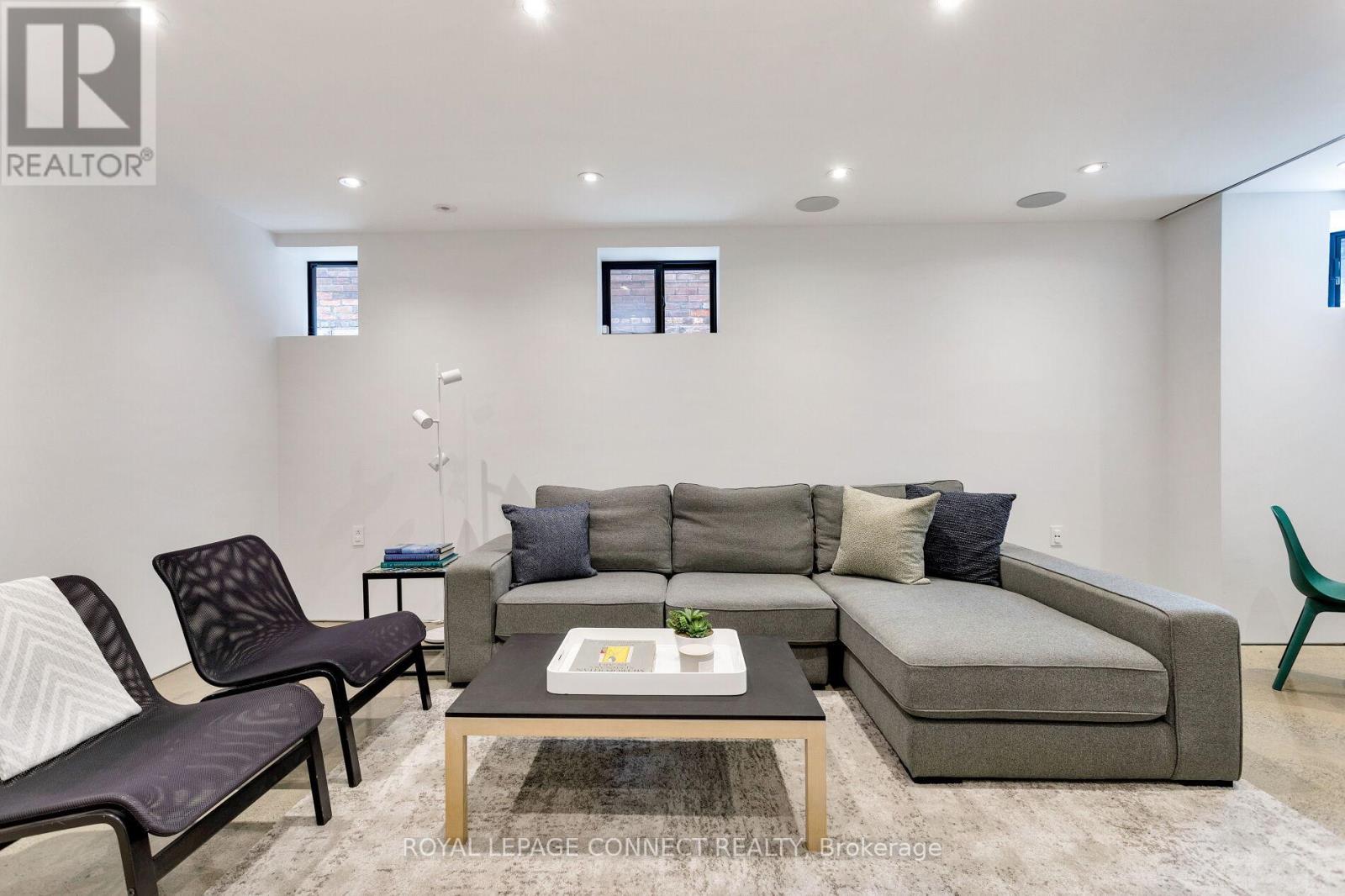 59 Fuller Avenue, Toronto, Ontario  M6R 2C4 - Photo 37 - W12461488