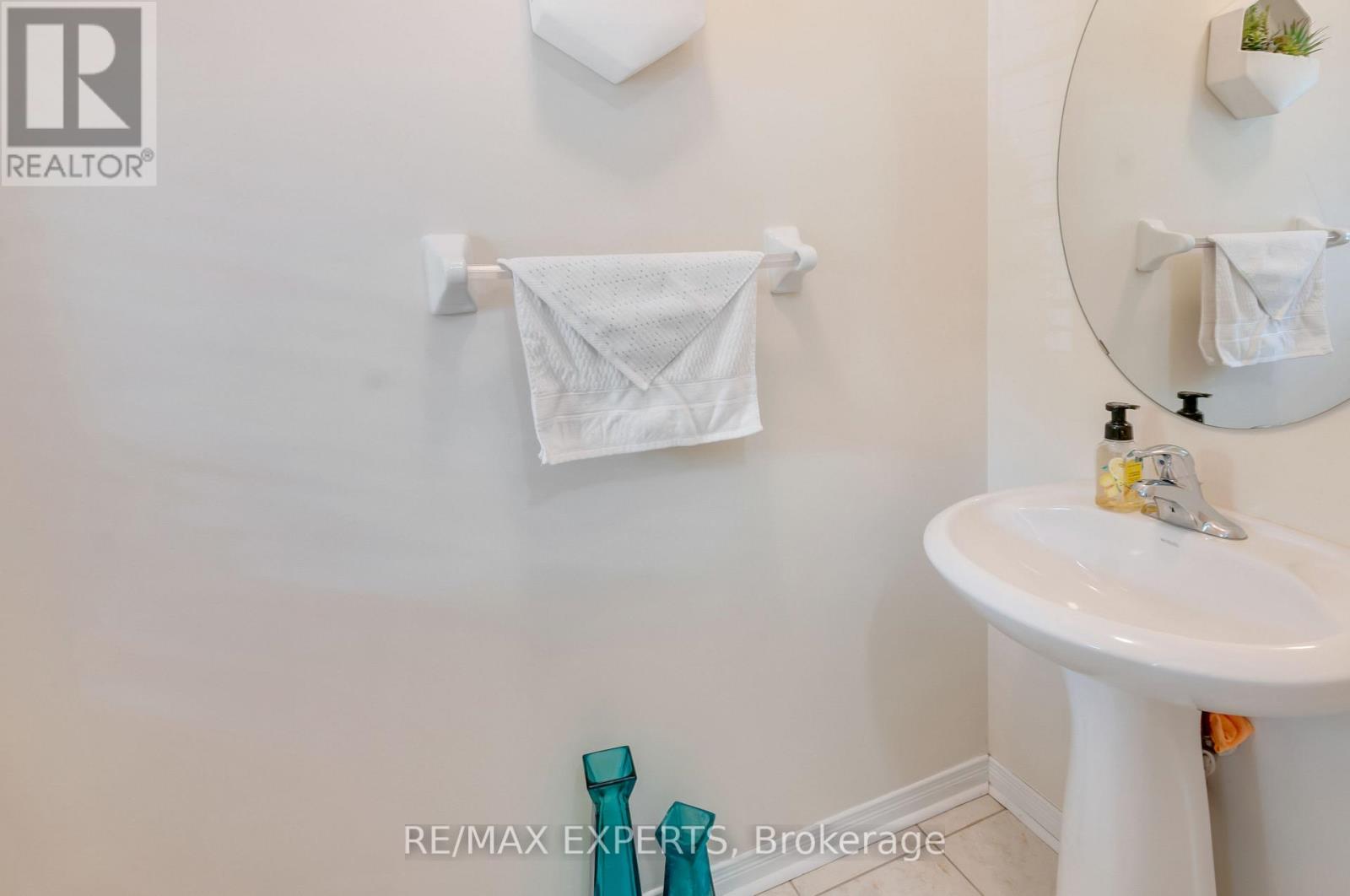 76 Eagle Trace Drive, Brampton (Sandringham-Wellington), Ontario  L6R 0M4 - Photo 19 - W12482948