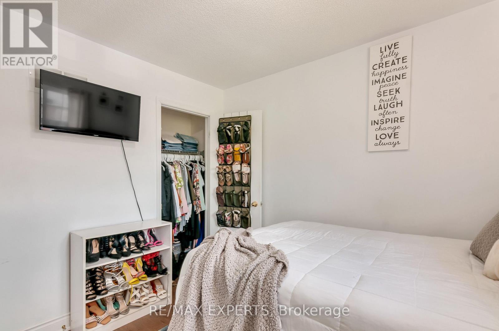 76 Eagle Trace Drive, Brampton (Sandringham-Wellington), Ontario  L6R 0M4 - Photo 30 - W12482948