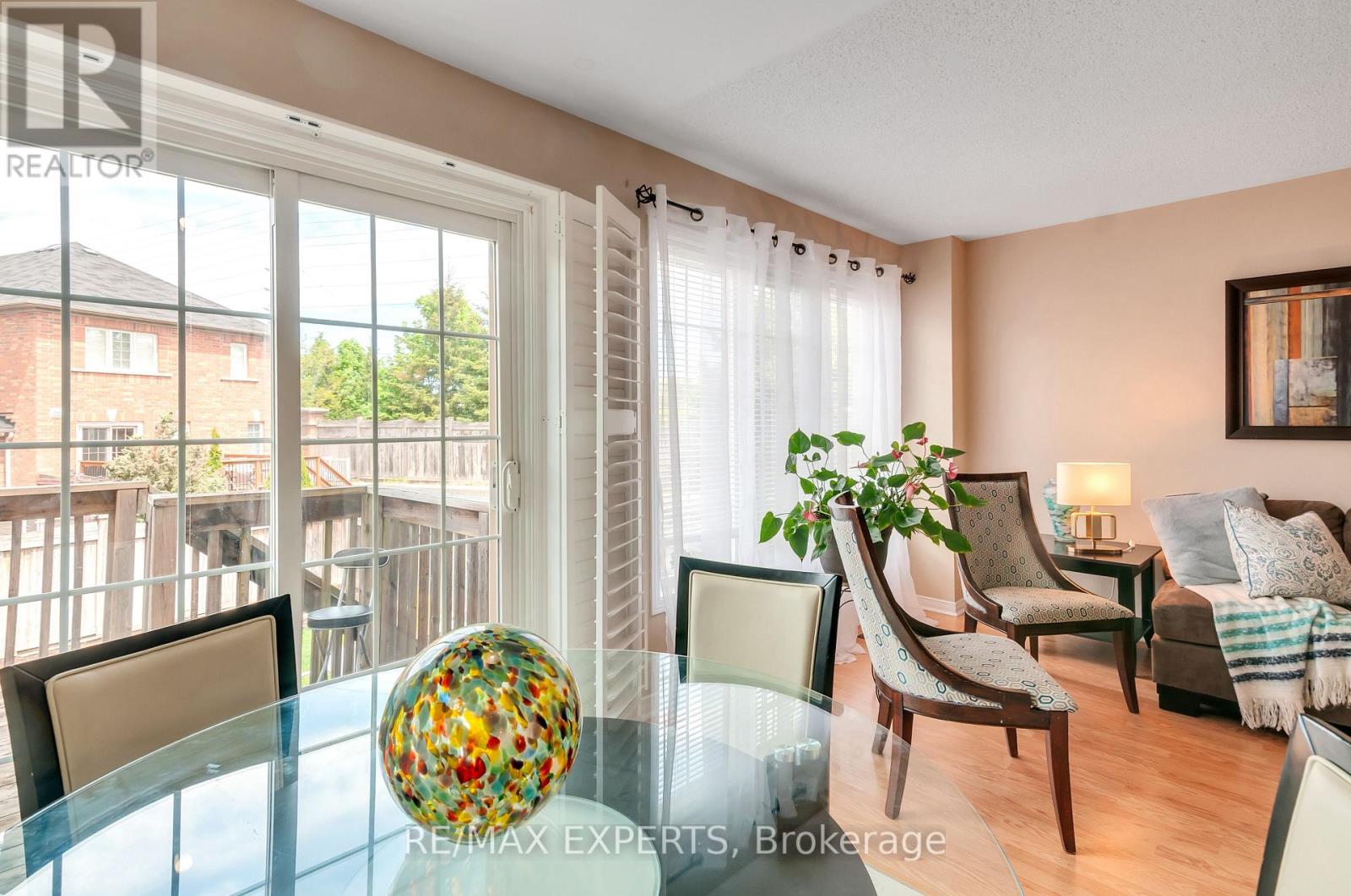 76 Eagle Trace Drive, Brampton (Sandringham-Wellington), Ontario  L6R 0M4 - Photo 9 - W12482948