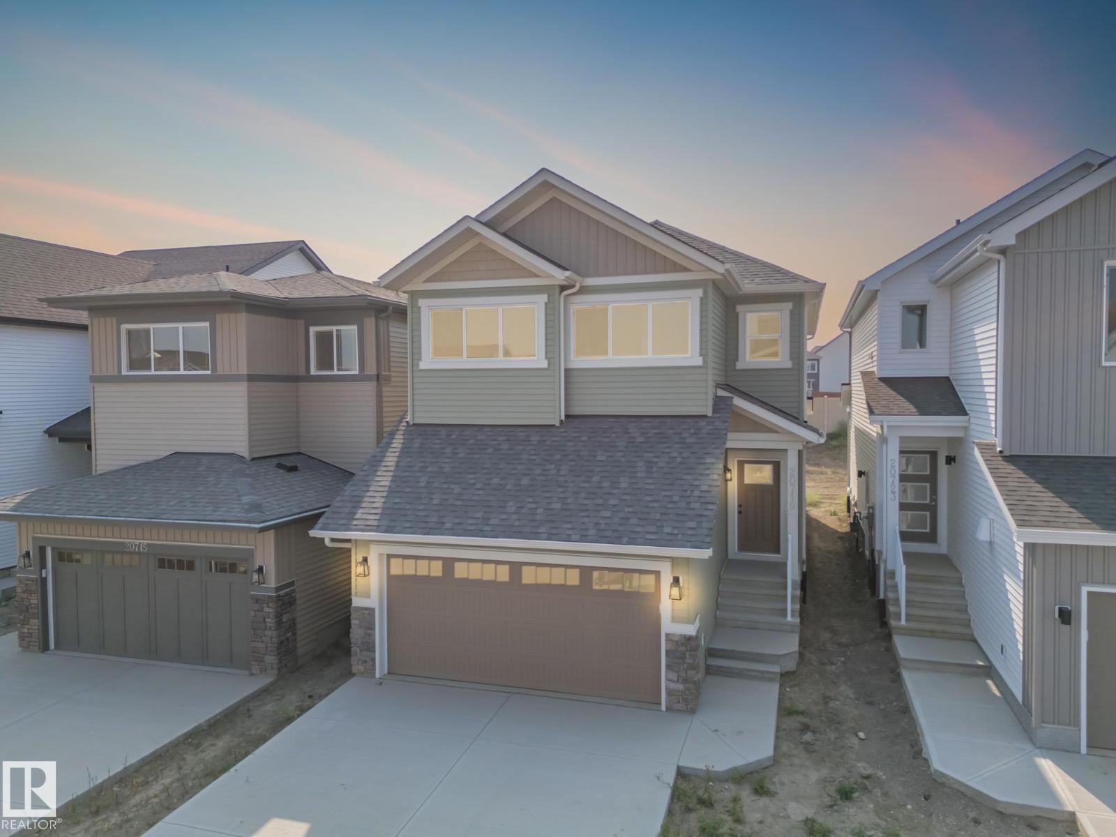 20719 24 AV NW, Edmonton, Alberta