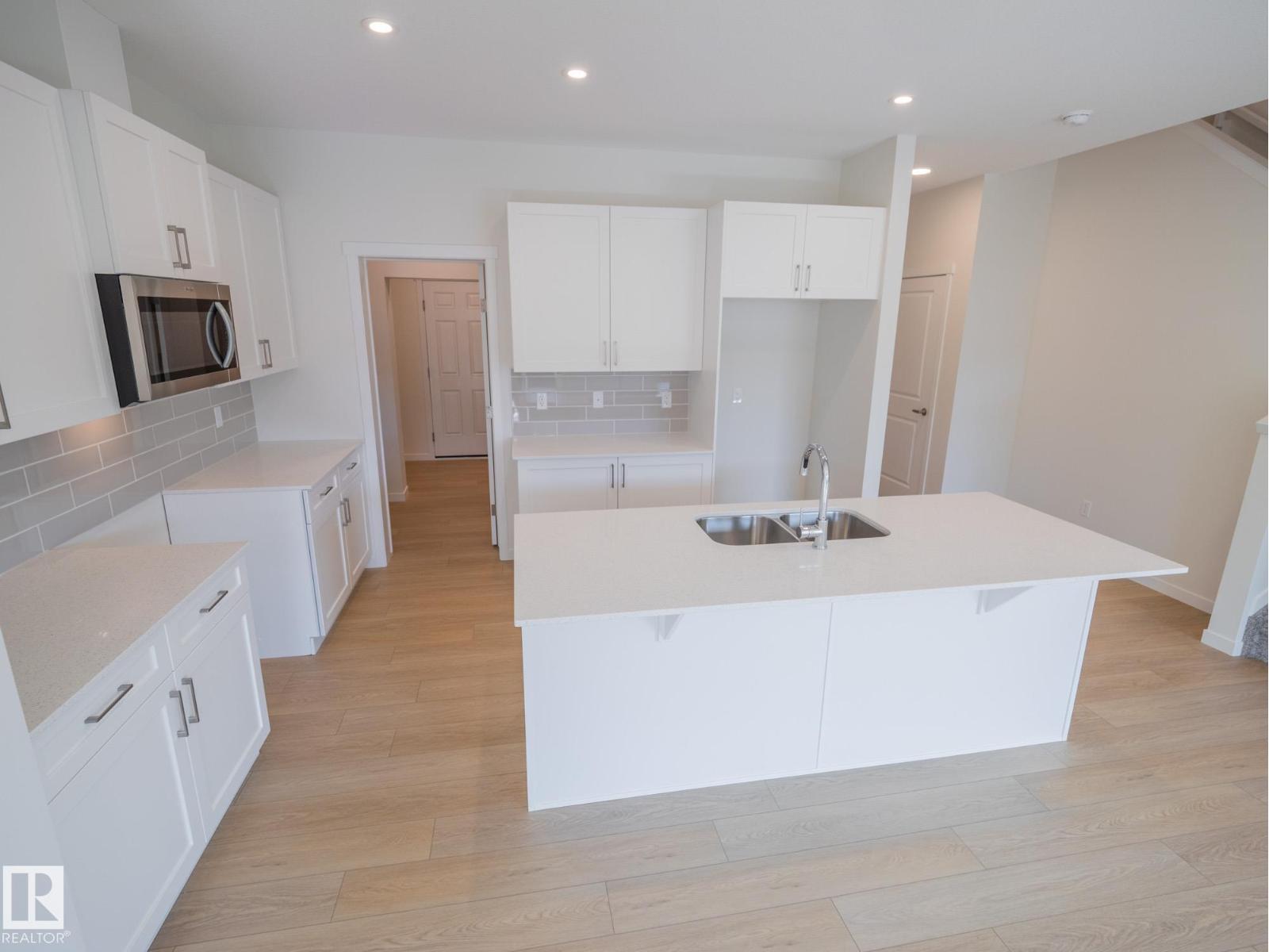 20715 24 Av Nw, Edmonton, Alberta  T6M 2C4 - Photo 13 - E4463827