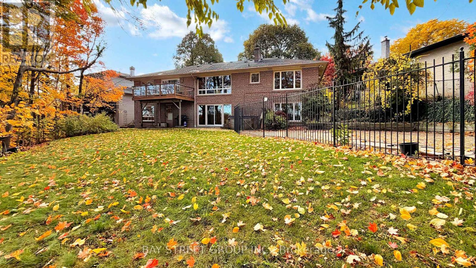 B2 - 26 Restwell Crescent, Toronto, Ontario  M2K 2A3 - Photo 21 - C12486743