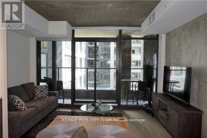 519 - 111 Bathurst Street, Toronto, Ontario  M5V 0M9 - Photo 2 - C12486758