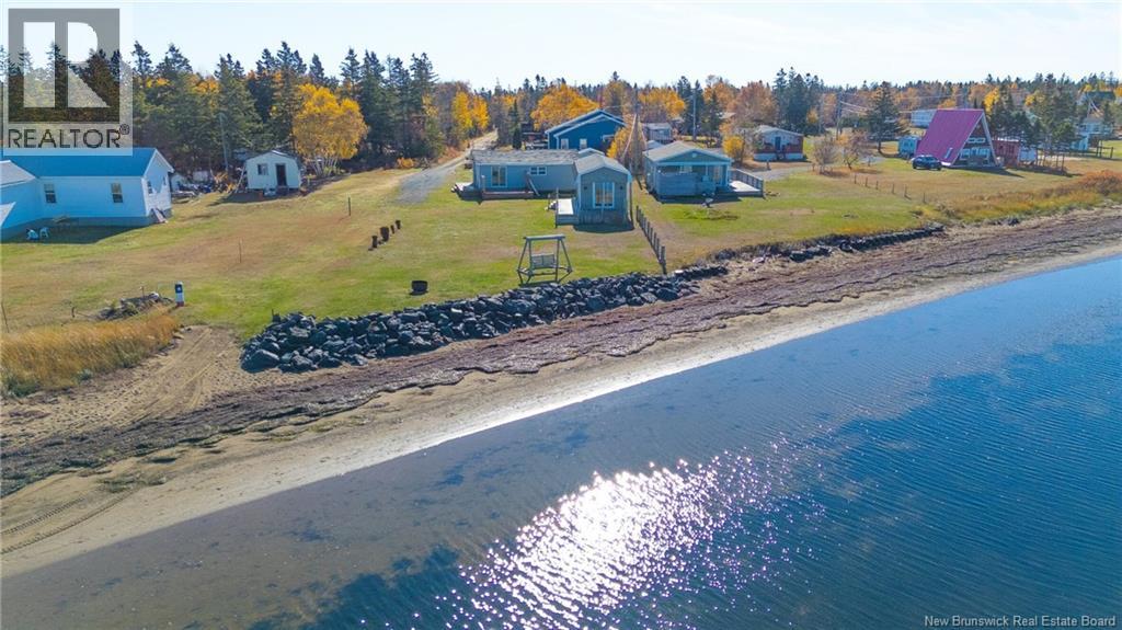 27 - 29 Bertie Street, Val-Comeau, New Brunswick  E1X 4J7 - Photo 2 - NB129111