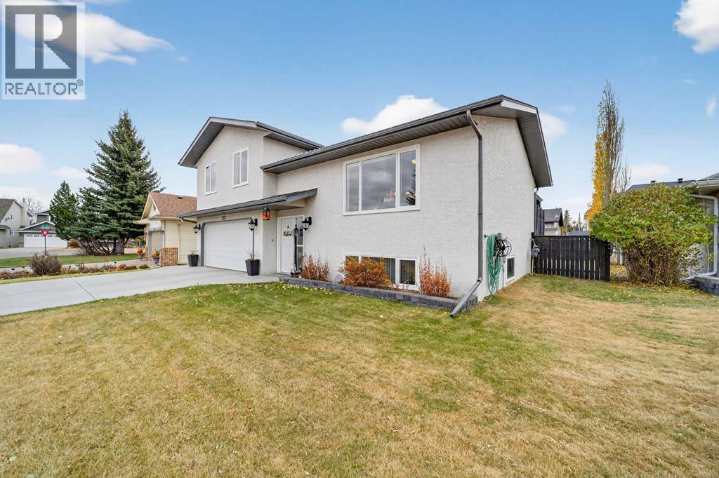 225 10 Avenue Ne, Sundre, Alberta  T0M 1X0 - Photo 2 - A2267294