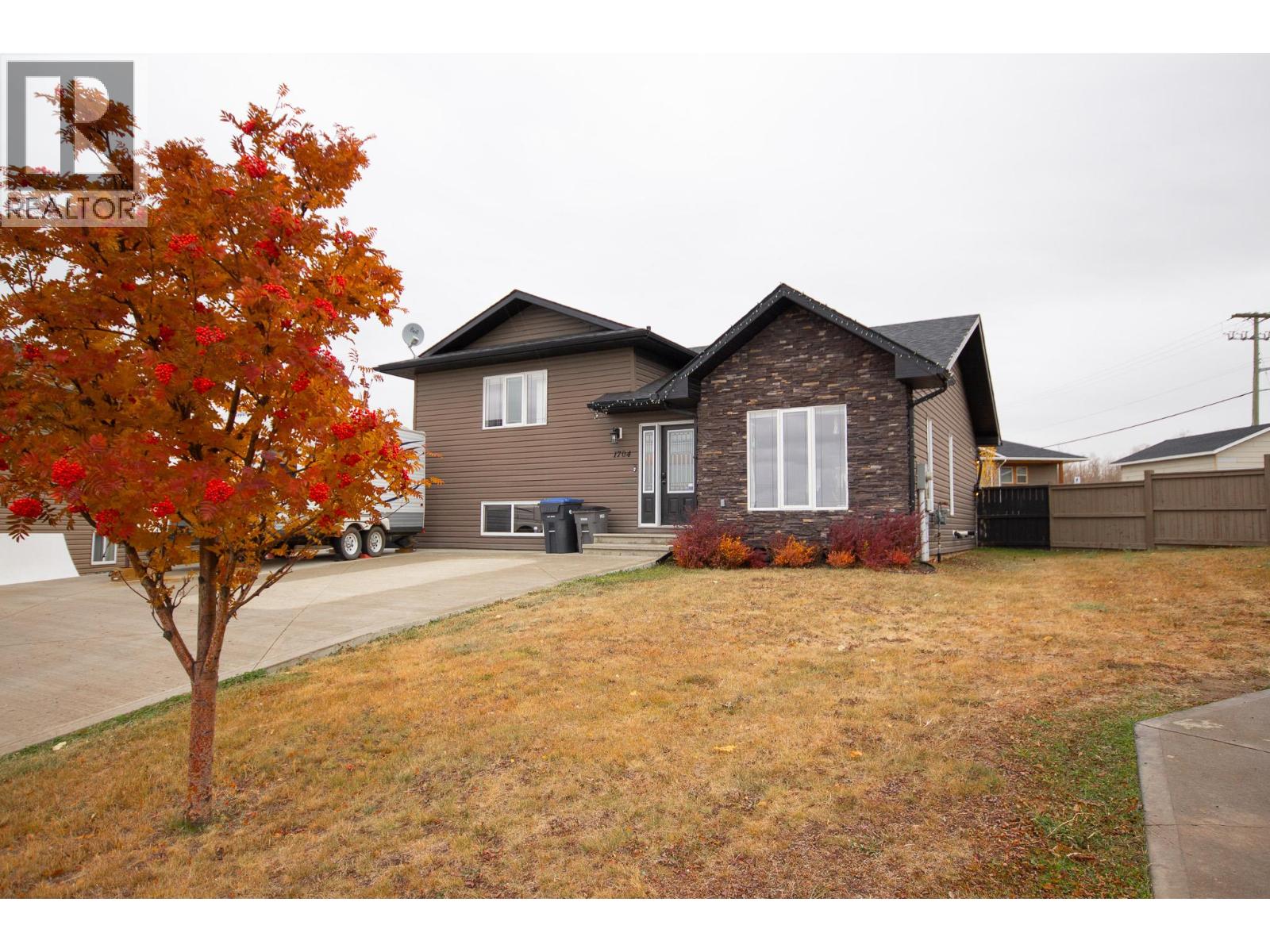 1704 86 Avenue, dawson creek, British Columbia