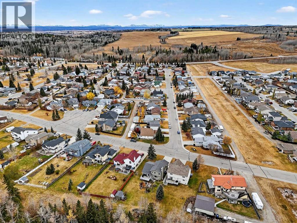 225 10 Avenue Ne, Sundre, Alberta  T0M 1X0 - Photo 37 - A2267294