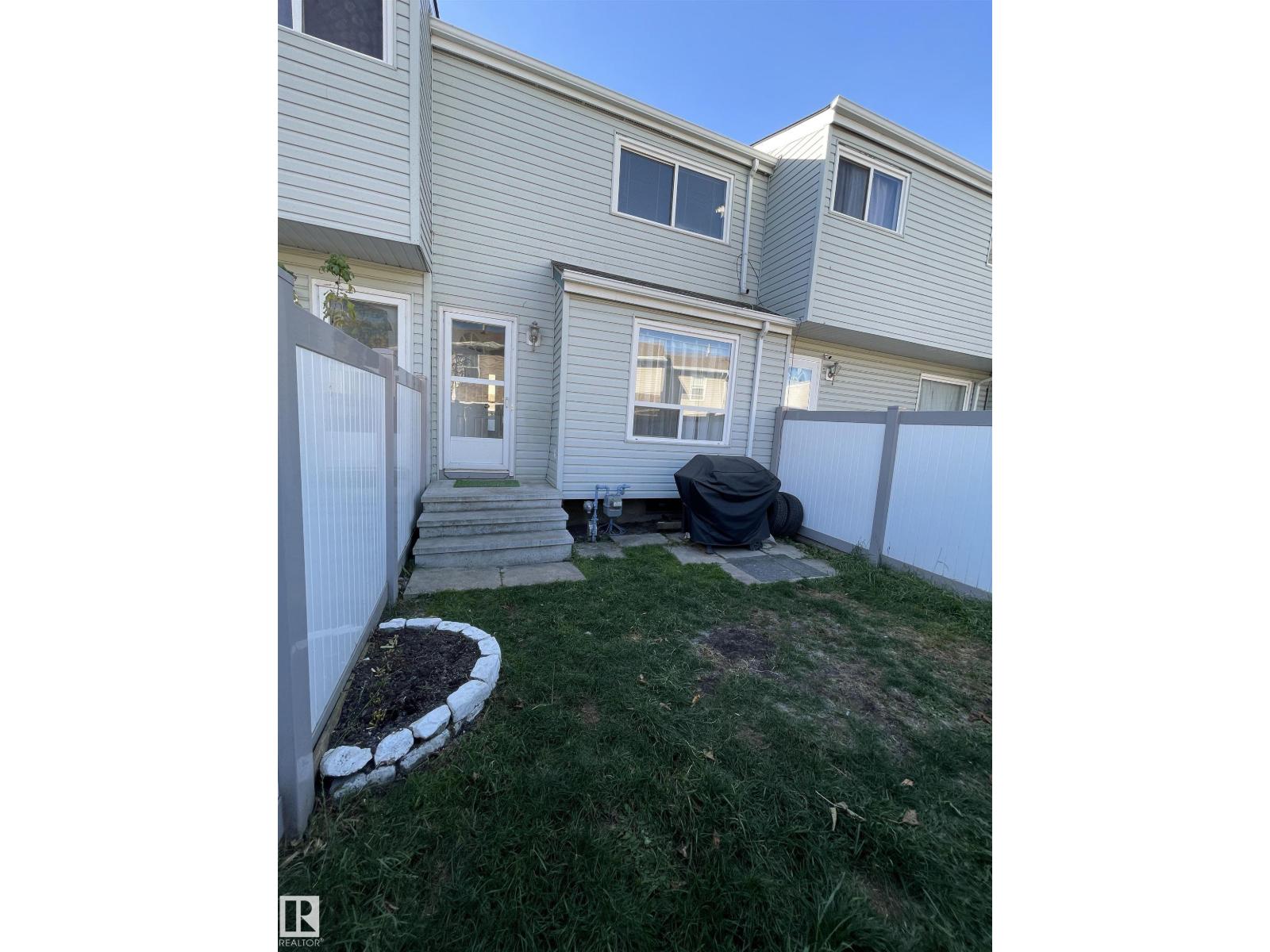 132 Dickinsfield Co Nw, Edmonton, Alberta  T5E 5V8 - Photo 17 - E4463176