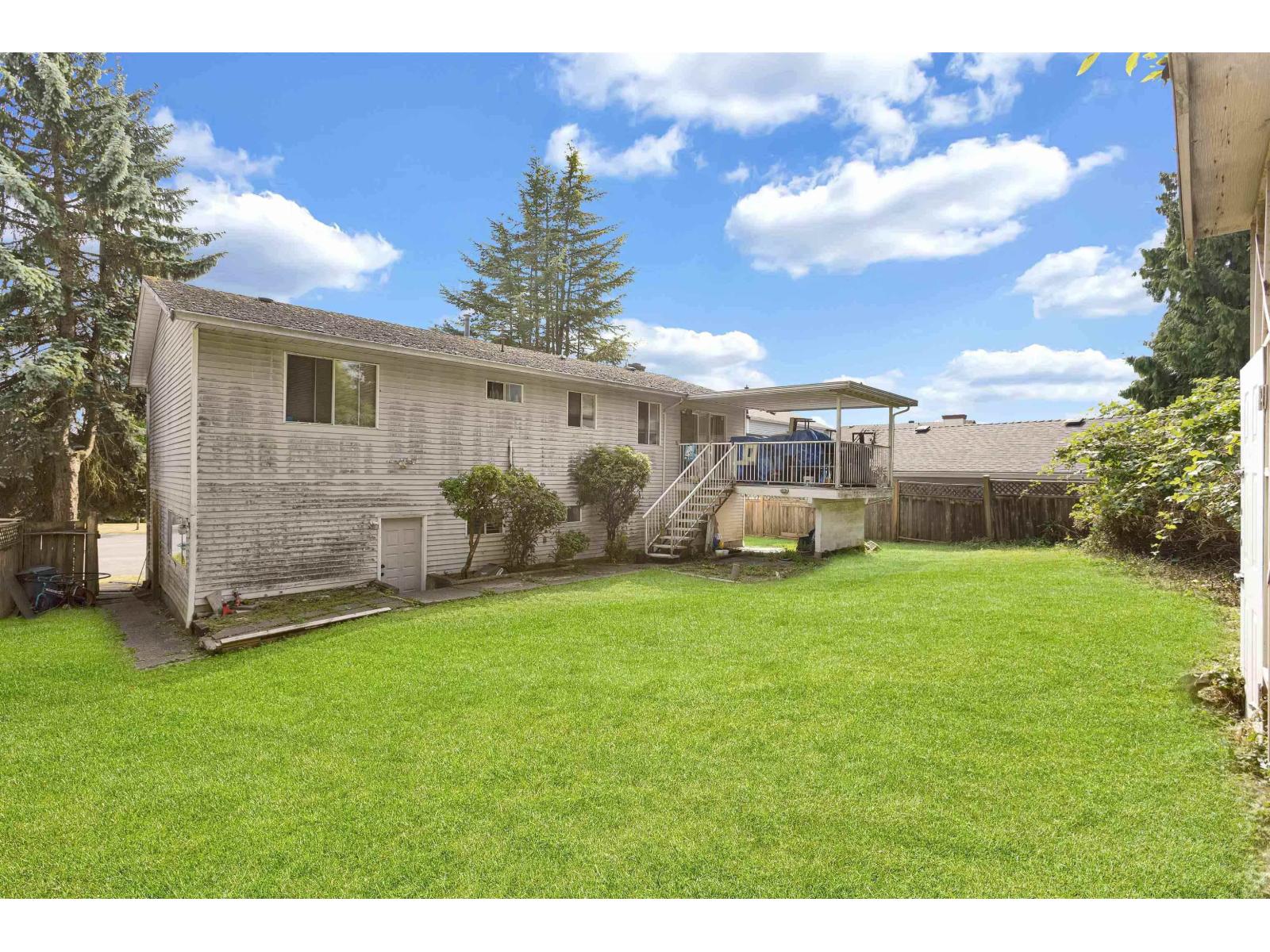 15307 85a Avenue, Surrey, British Columbia  V3S 6J4 - Photo 4 - R3062536