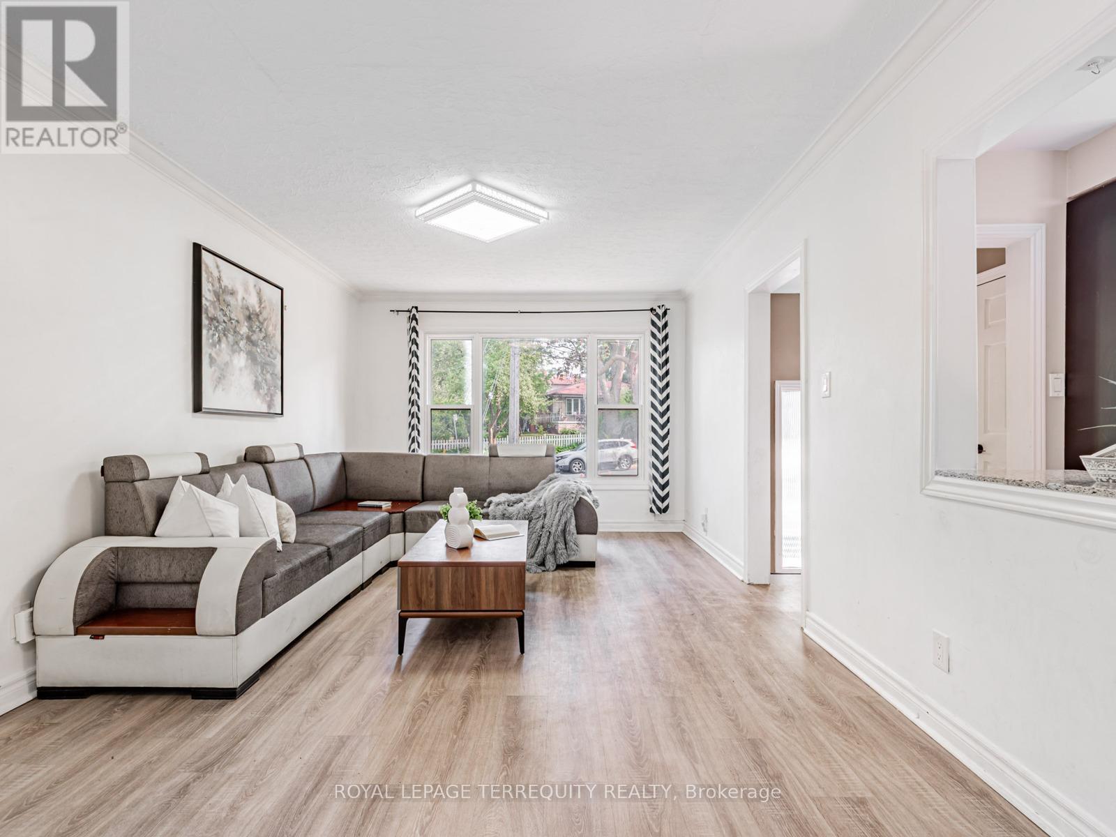 64 Dale Avenue, Toronto, Ontario  M1J 3J5 - Photo 13 - E12486749