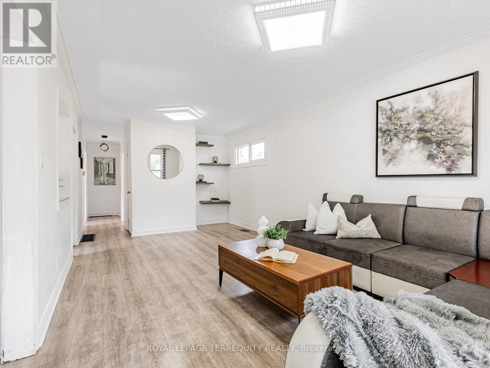 64 Dale Avenue, Toronto, Ontario  M1J 3J5 - Photo 16 - E12486749