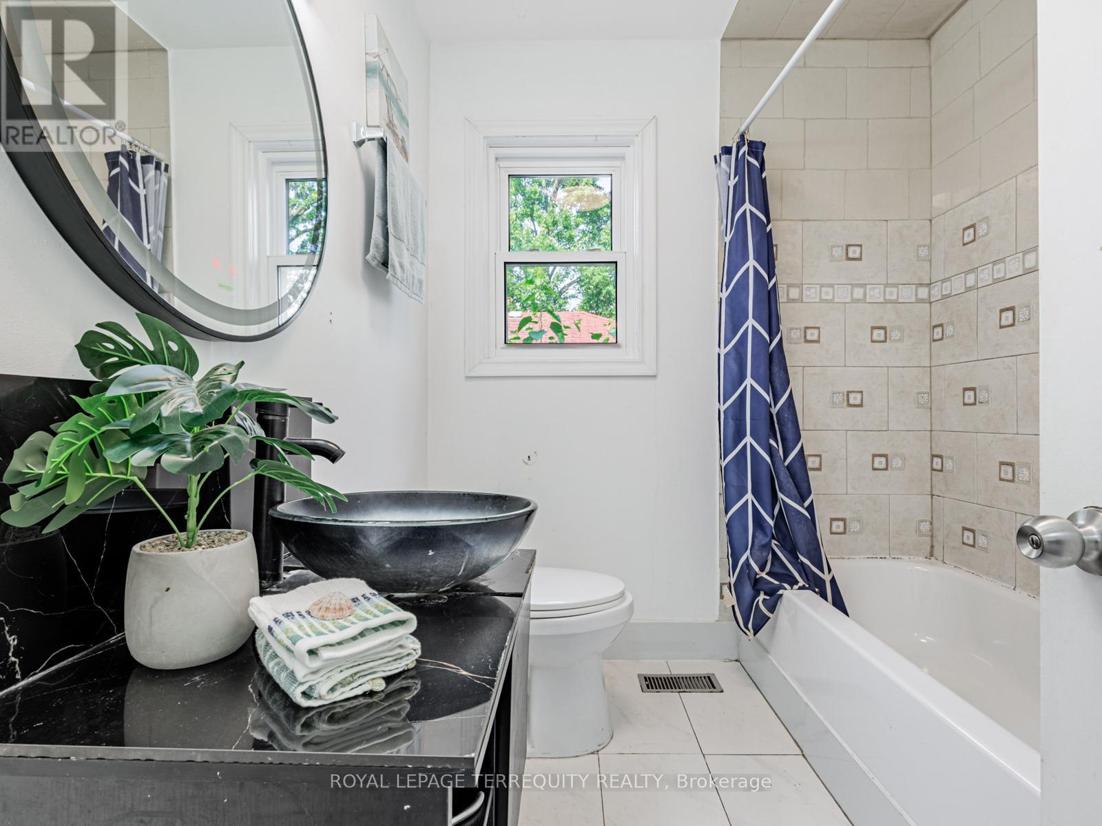 64 Dale Avenue, Toronto, Ontario  M1J 3J5 - Photo 23 - E12486749