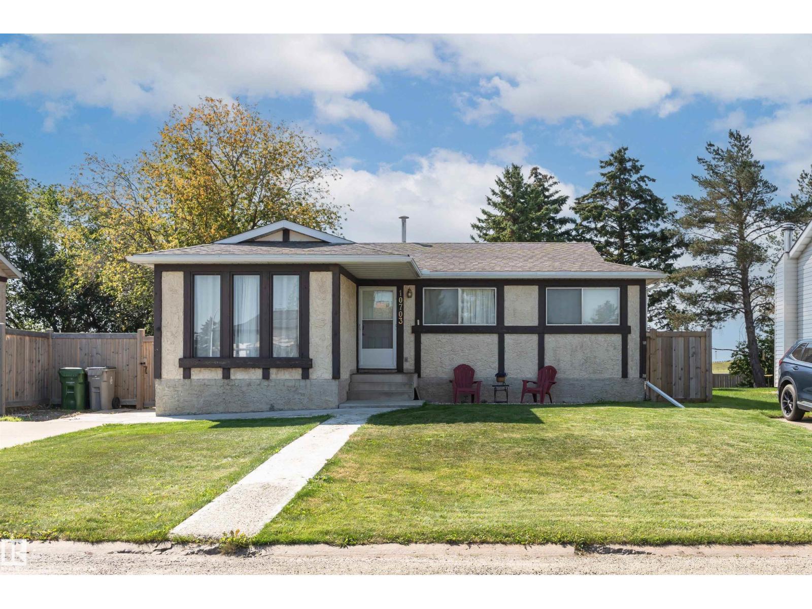 10703 95 Av, Morinville, Alberta  T8R 1E3 - Photo 3 - E4463649