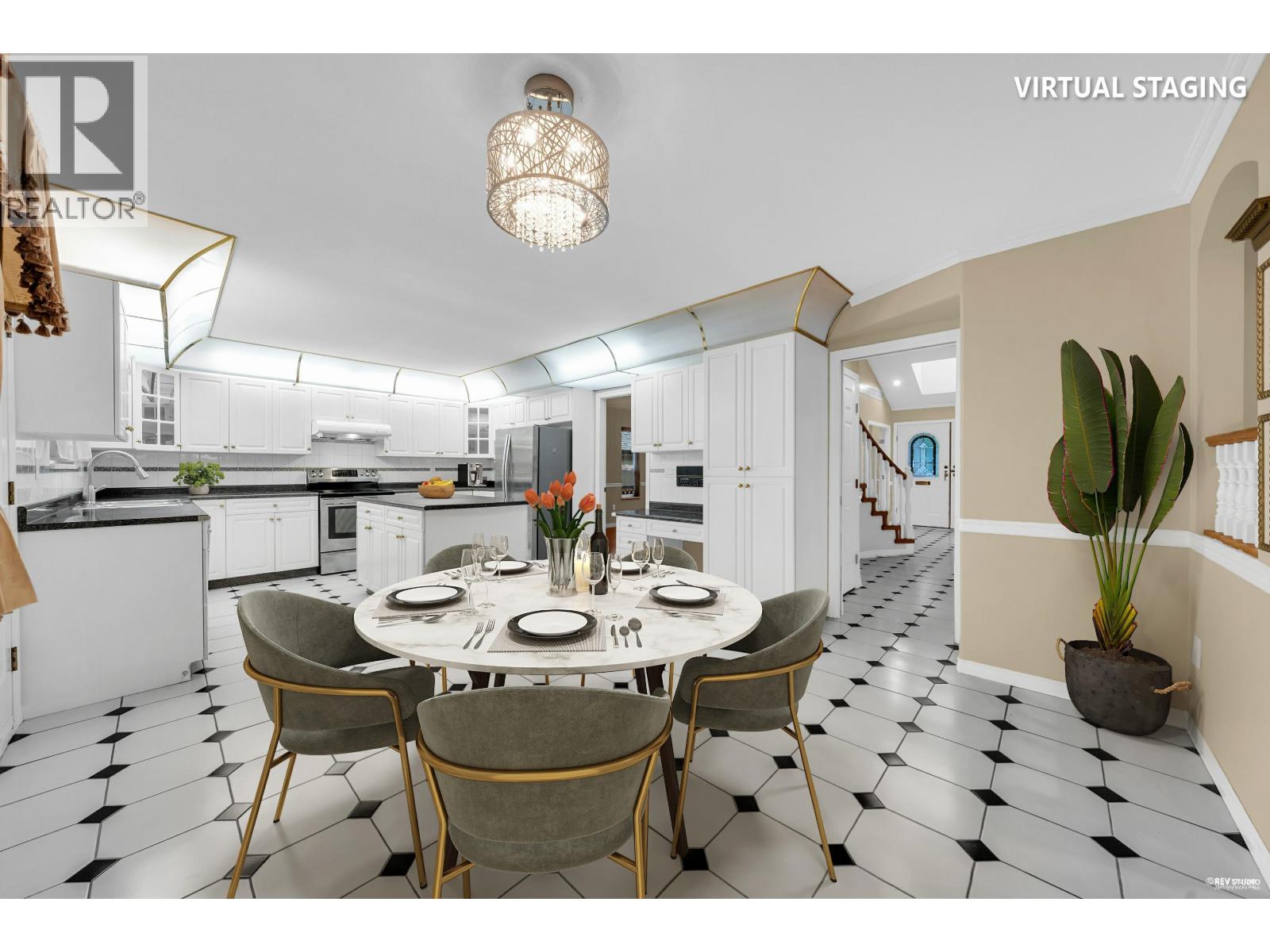 7866 14th Avenue, Burnaby, British Columbia  V3N 2B2 - Photo 4 - R3062756