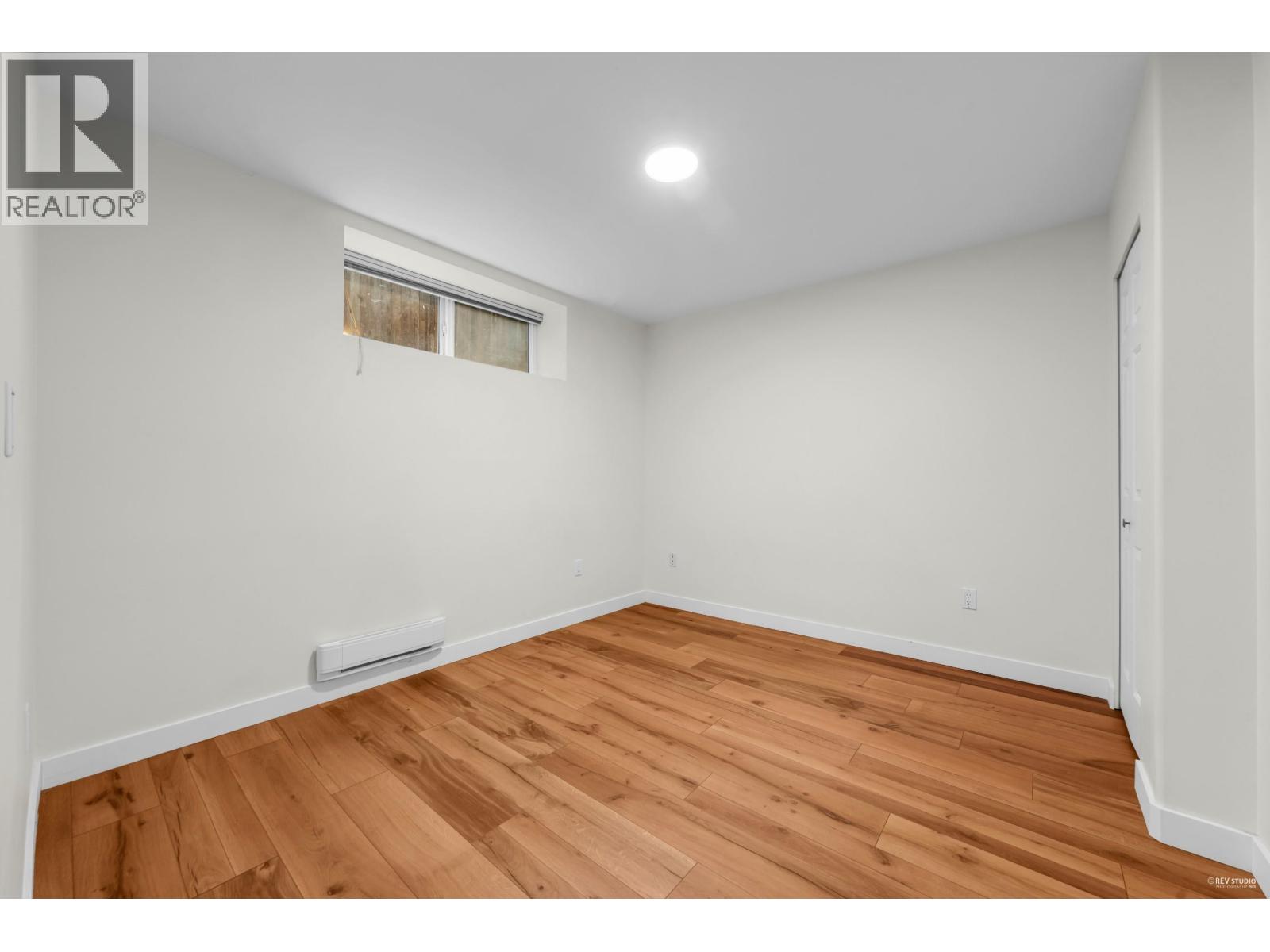 7866 14th Avenue, Burnaby, British Columbia  V3N 2B2 - Photo 25 - R3062756