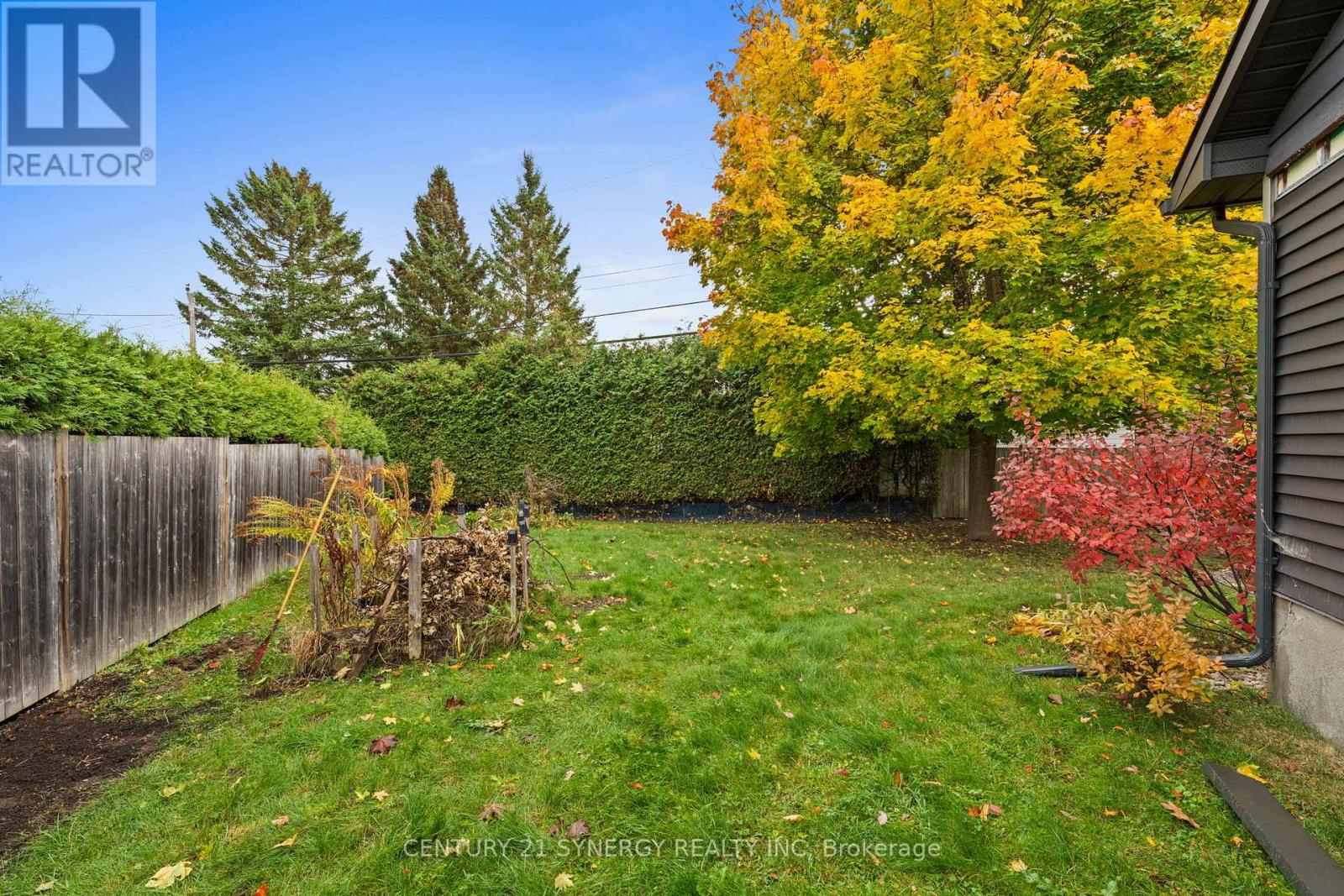 22 Carola Street, Ottawa, Ontario  K2G 0Y1 - Photo 39 - X12486763