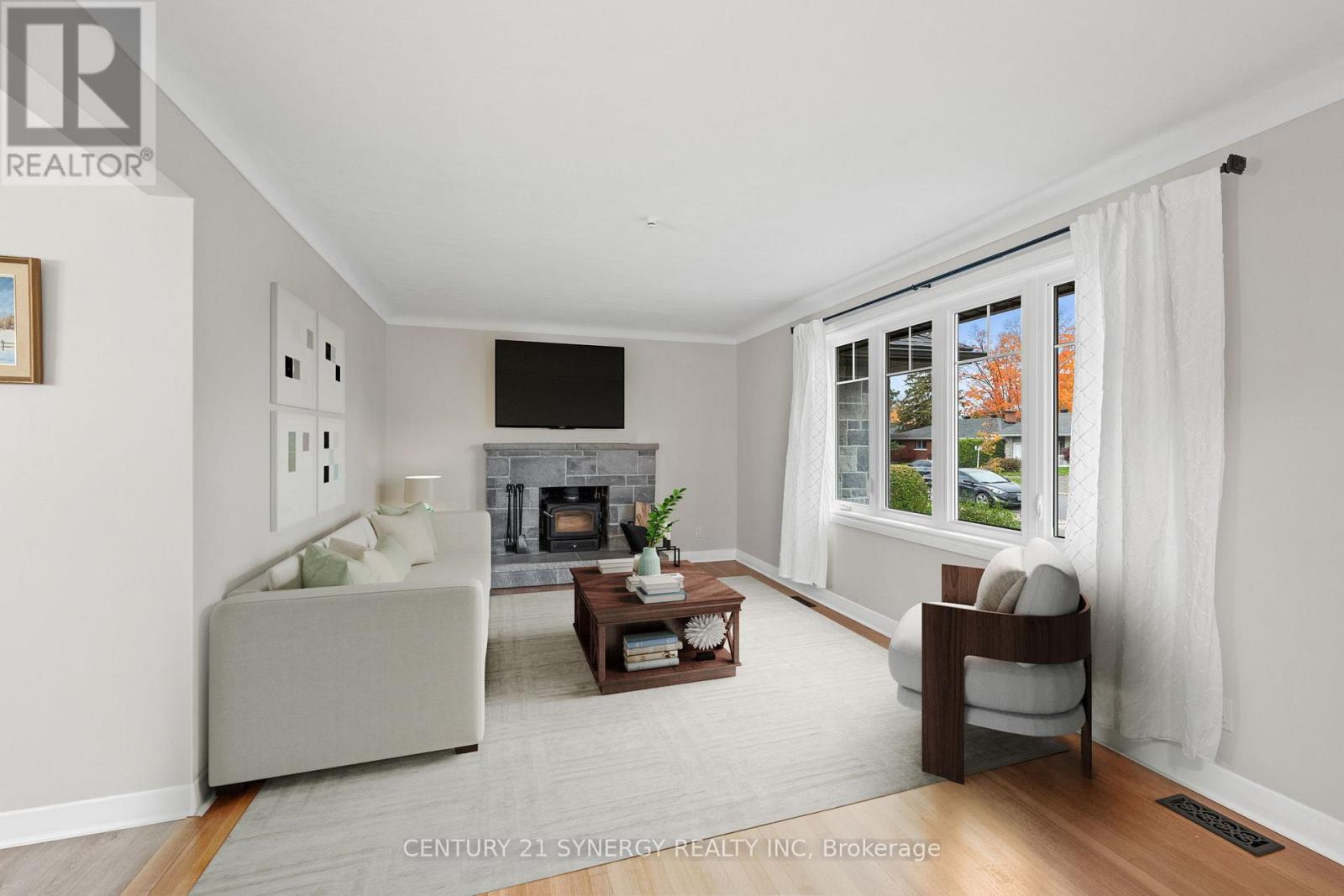 22 Carola Street, Ottawa, Ontario  K2G 0Y1 - Photo 5 - X12486763