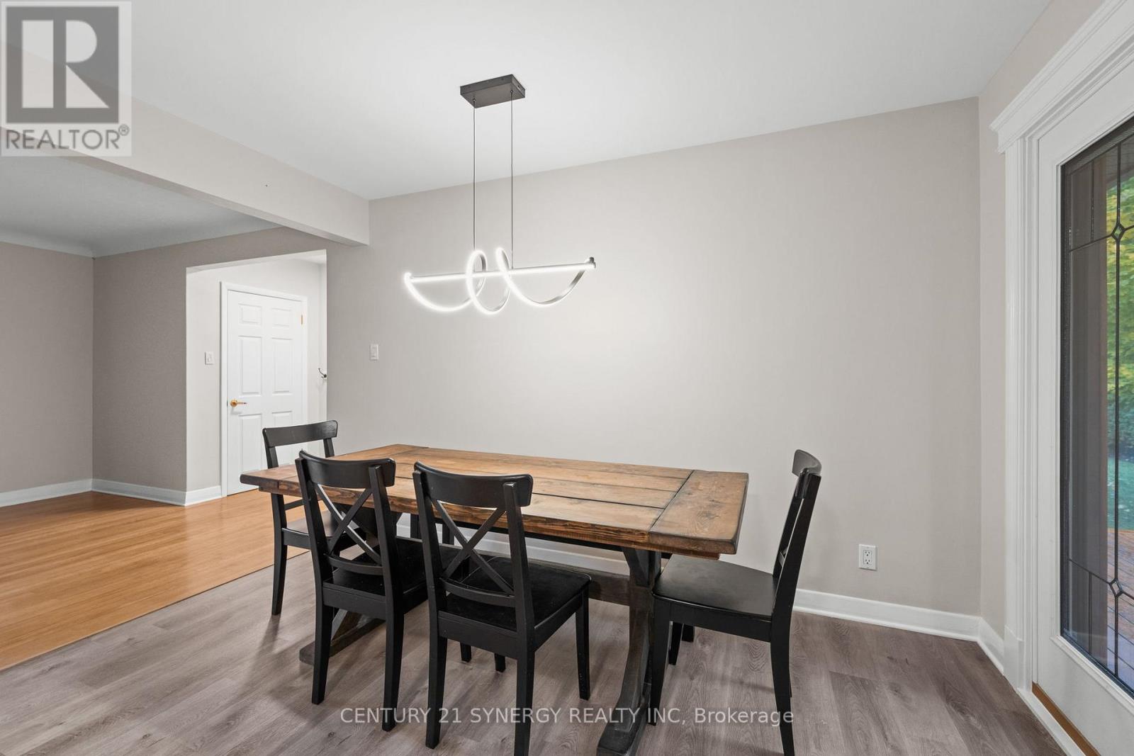 22 Carola Street, Ottawa, Ontario  K2G 0Y1 - Photo 7 - X12486763