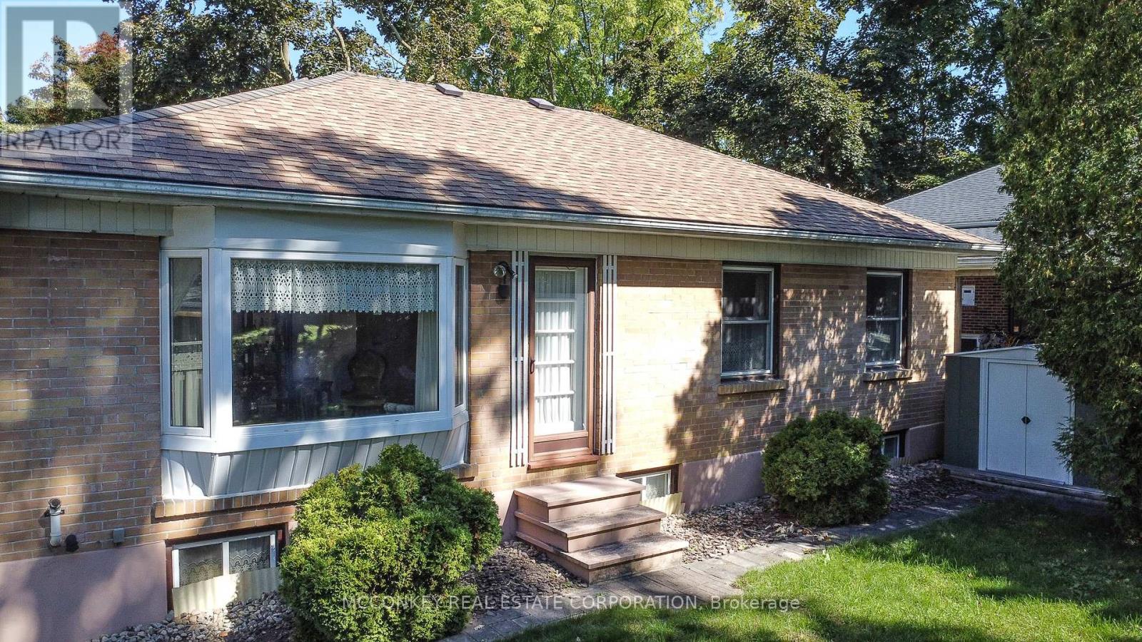 17 Engleburn Place, Peterborough, Ontario  K9H 1C4 - Photo 6 - X12414763