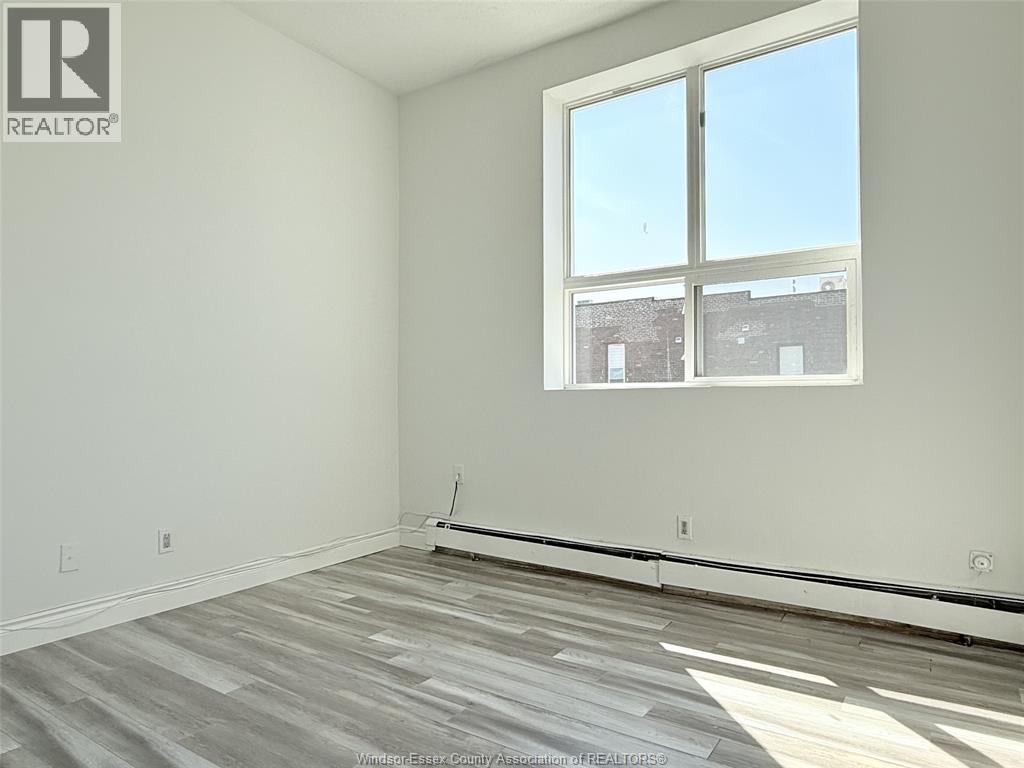 1188 Wyandotte Street East Unit# 4, Windsor, Ontario  N9A 2K1 - Photo 8 - 25027271