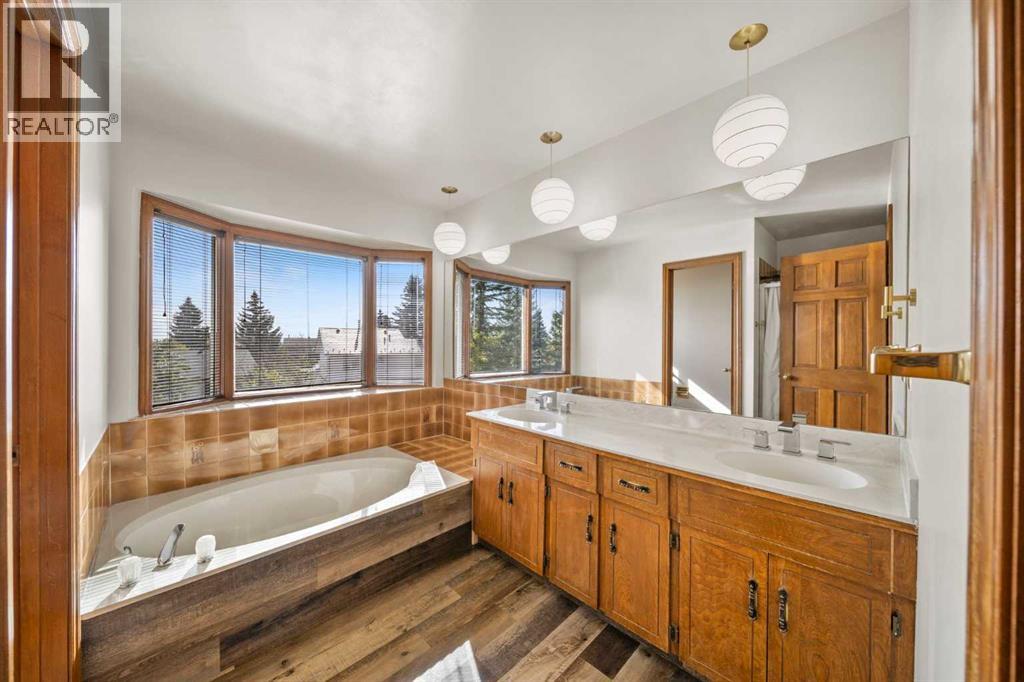 36 Strathlorne Crescent Sw, Calgary, Alberta  T3H 1M8 - Photo 25 - A2261749