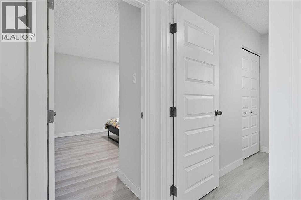 2009 Cottonwood Crescent Se, Calgary, Alberta  T2B 1P9 - Photo 14 - A2262374