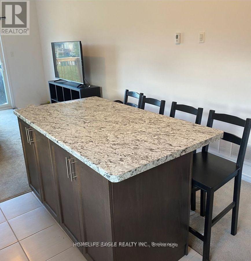 172 Isabella Drive, Orillia, Ontario  L3V 8K7 - Photo 6 - S12485357