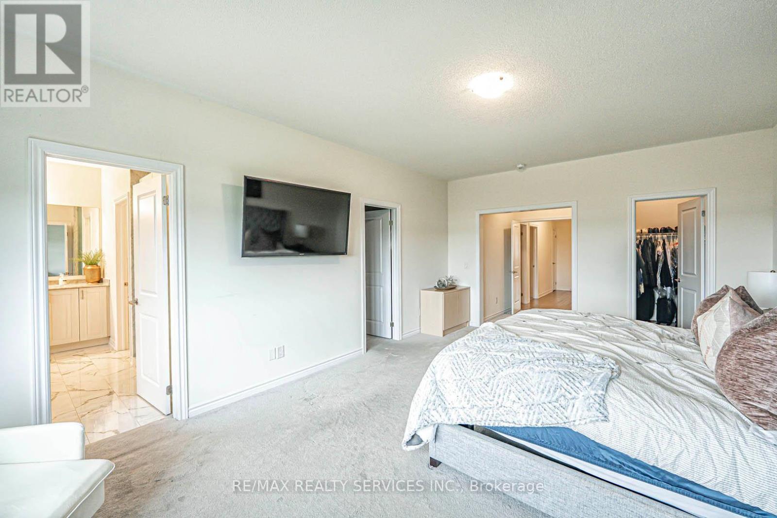 43 Rainbrook Close, Brampton, Ontario  L6R 0Y9 - Photo 31 - W12486744