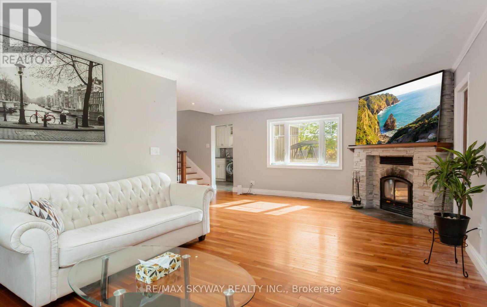 5628 Highway 7, Milton, Ontario  L7J 2L7 - Photo 13 - W12486751