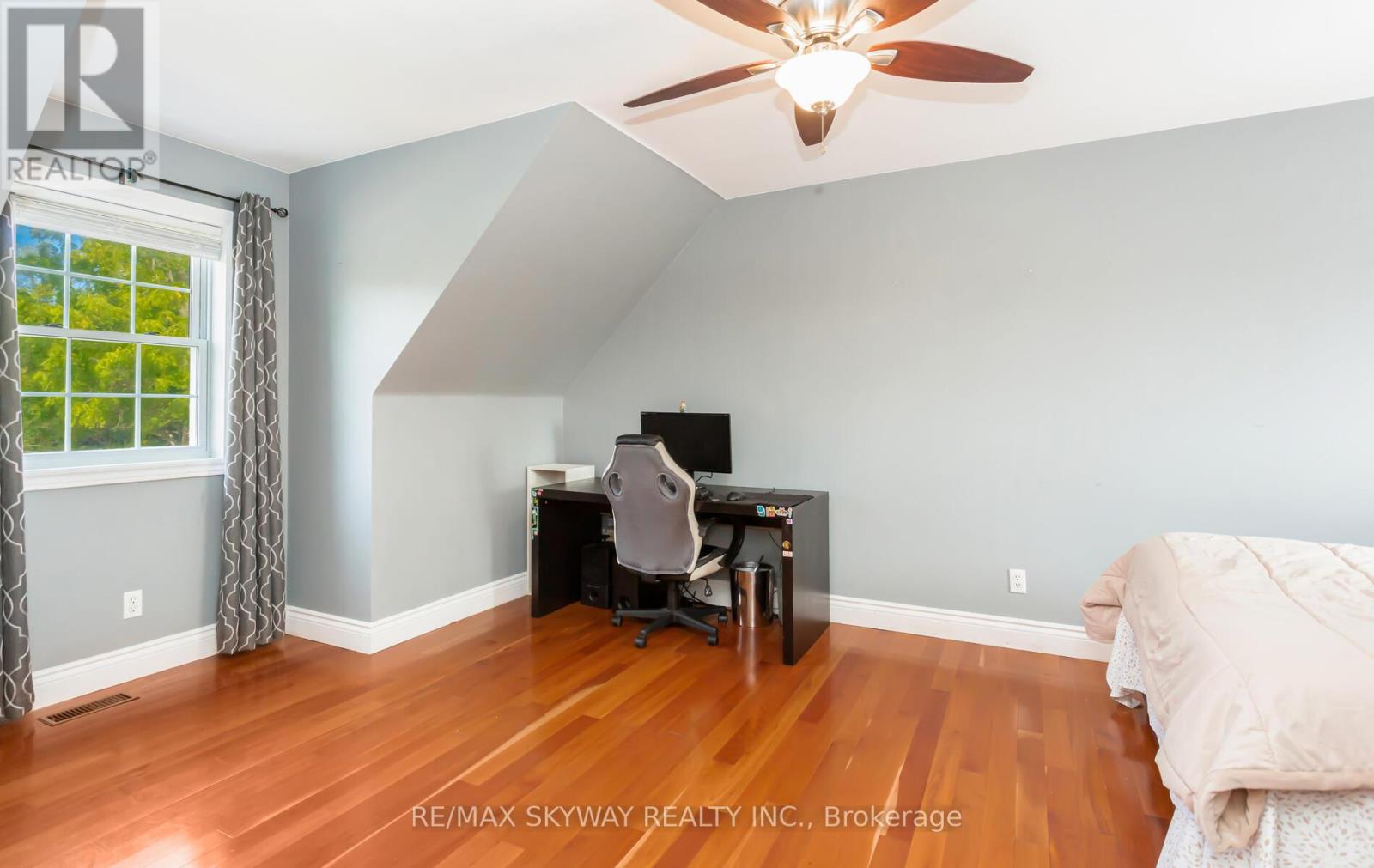 5628 Highway 7, Milton, Ontario  L7J 2L7 - Photo 27 - W12486751