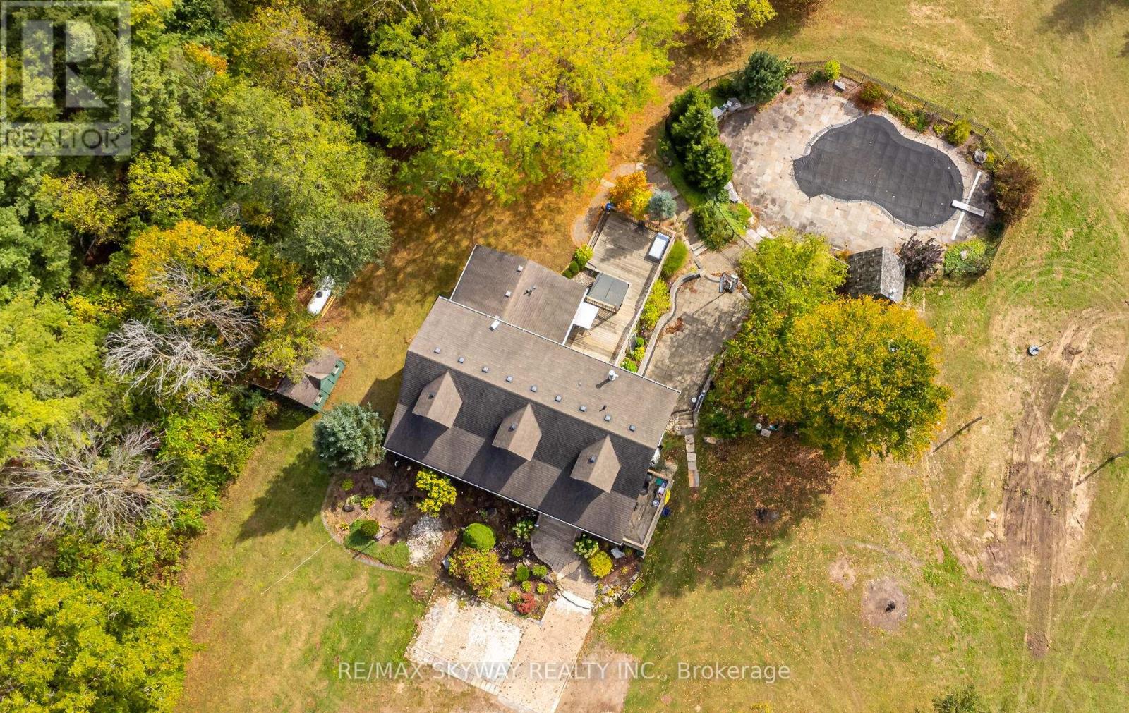 5628 Highway 7, Milton, Ontario  L7J 2L7 - Photo 3 - W12486751