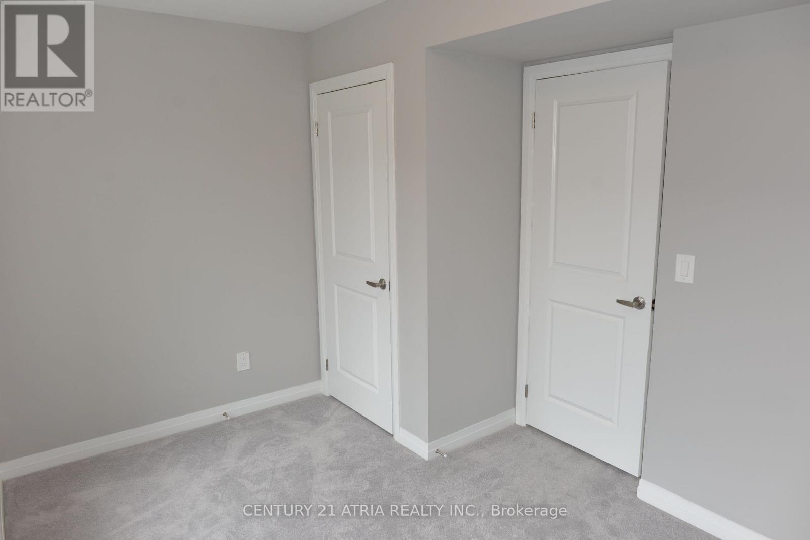 171 Frederick Tisdale Drive, Toronto, Ontario  M3K 0B5 - Photo 10 - W12486754