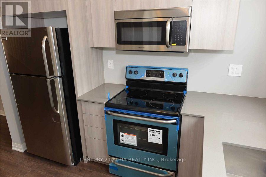 171 Frederick Tisdale Drive, Toronto, Ontario  M3K 0B5 - Photo 11 - W12486754