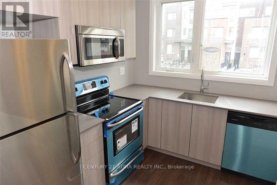 171 Frederick Tisdale Drive, Toronto, Ontario  M3K 0B5 - Photo 12 - W12486754