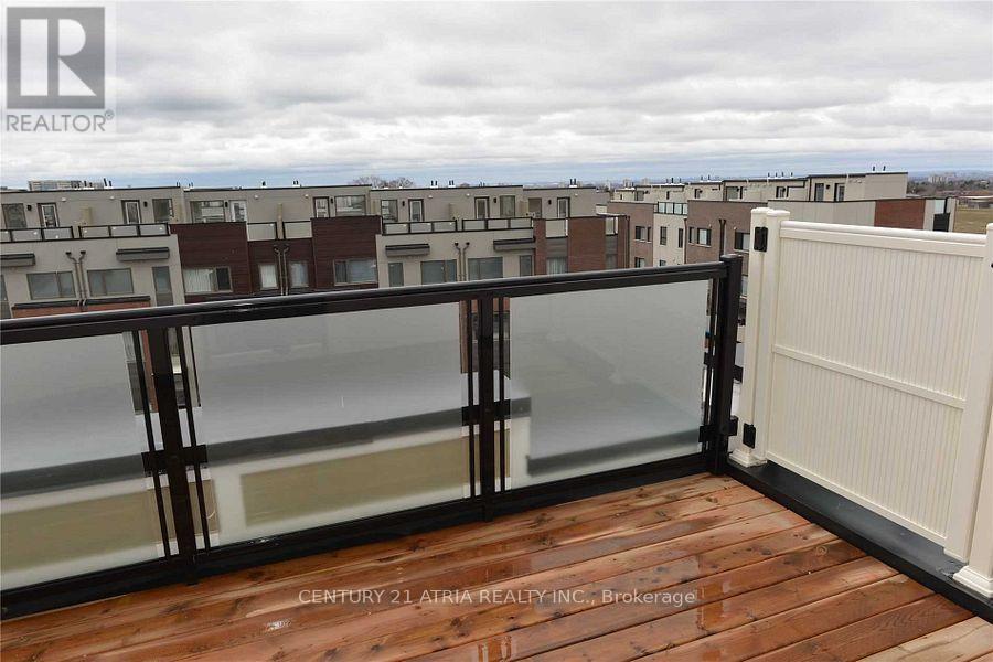 171 Frederick Tisdale Drive, Toronto, Ontario  M3K 0B5 - Photo 20 - W12486754