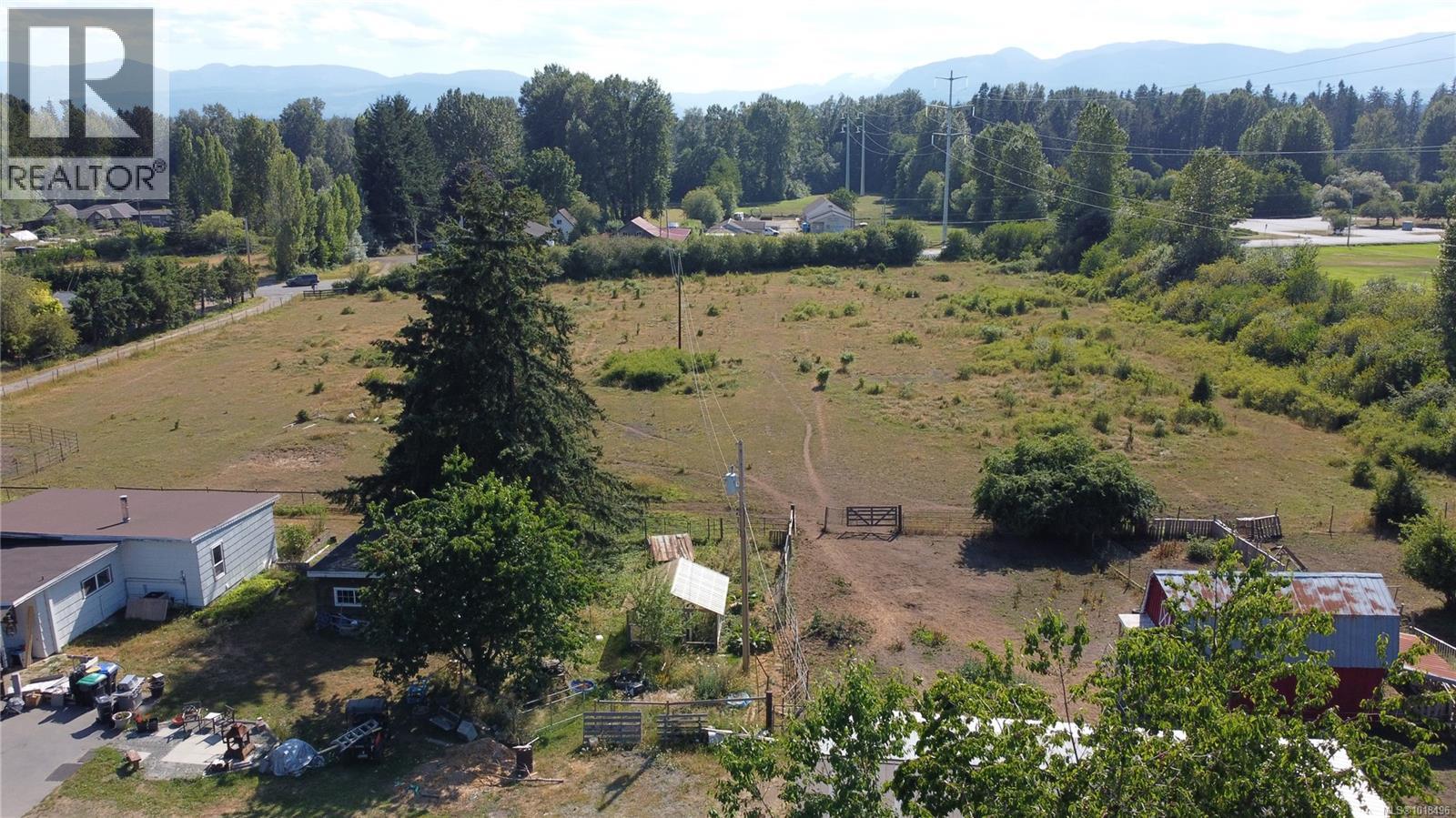 4766 Headquarters Rd, Courtenay, British Columbia