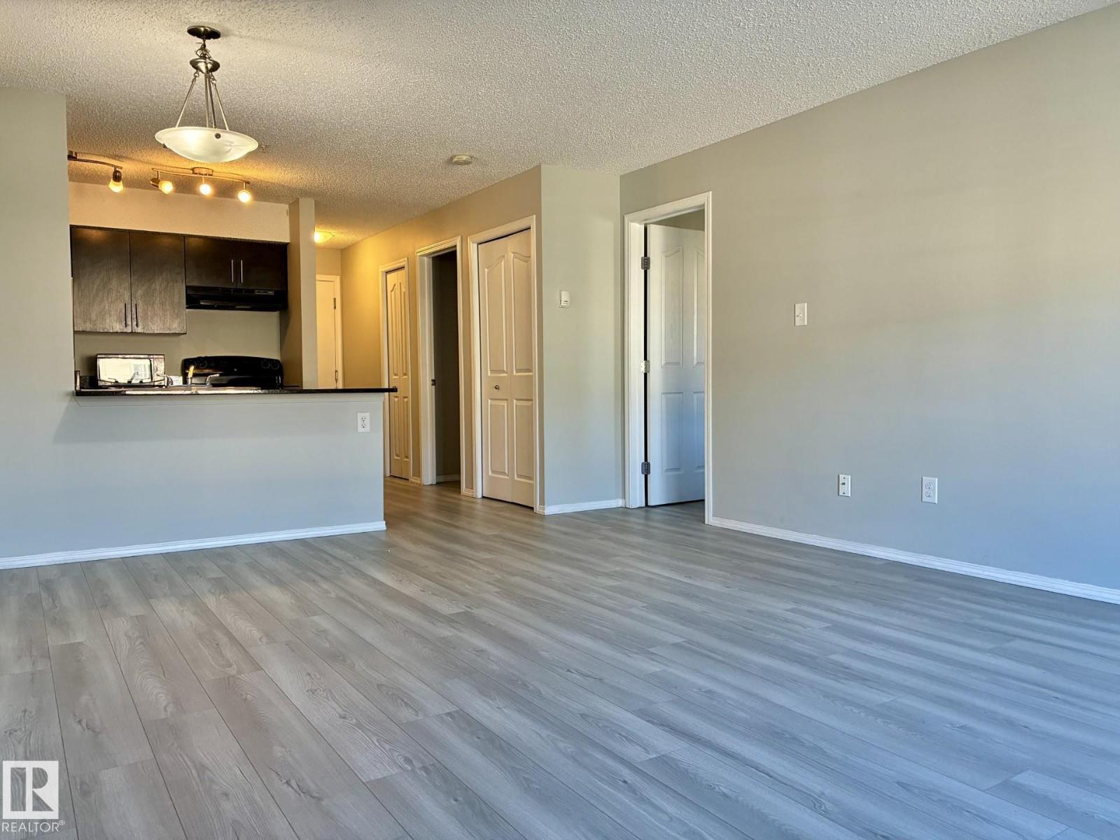 #307 1080 Mcconachie Bv Nw, Edmonton, Alberta  T5Y 0X2 - Photo 2 - E4463831