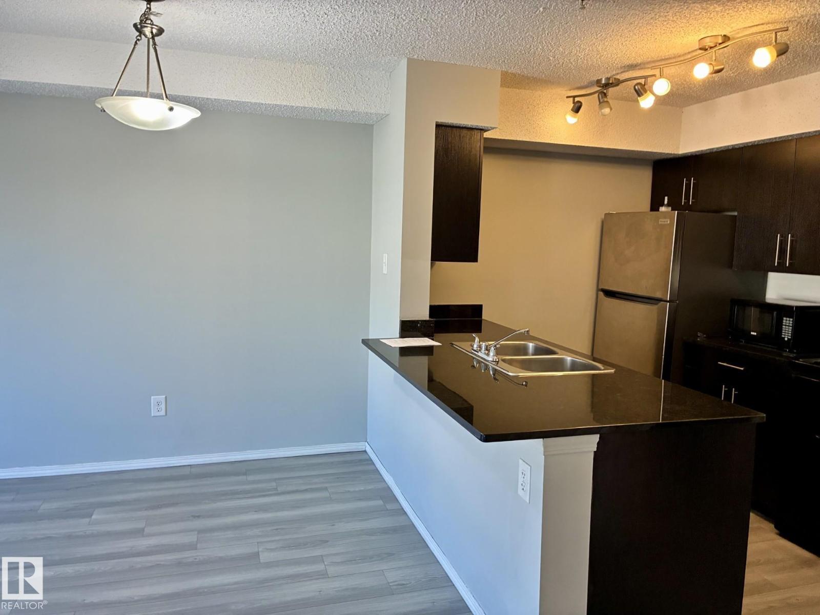 #307 1080 Mcconachie Bv Nw, Edmonton, Alberta  T5Y 0X2 - Photo 5 - E4463831