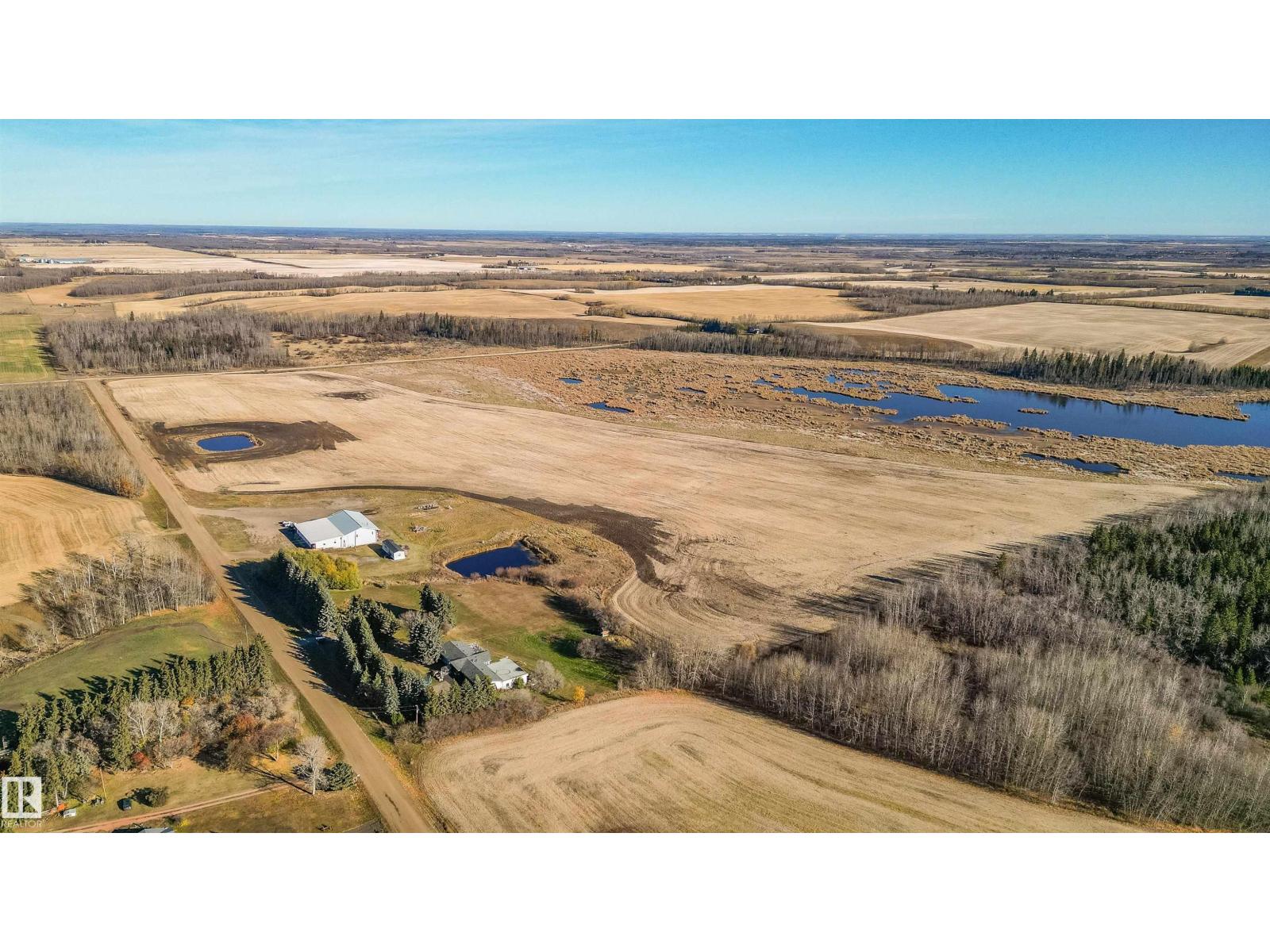 57119 Rge Rd 241, Rural Sturgeon County, Alberta  T0A 0K1 - Photo 2 - E4463832