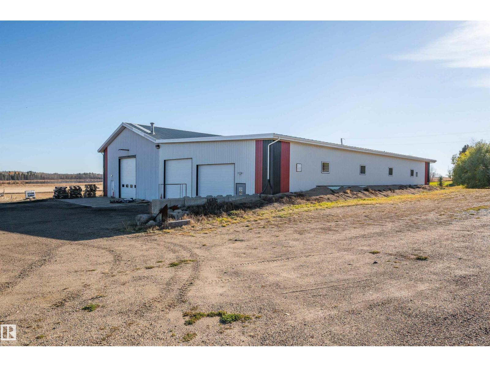 57119 Rge Rd 241, Rural Sturgeon County, Alberta  T0A 0K1 - Photo 5 - E4463832