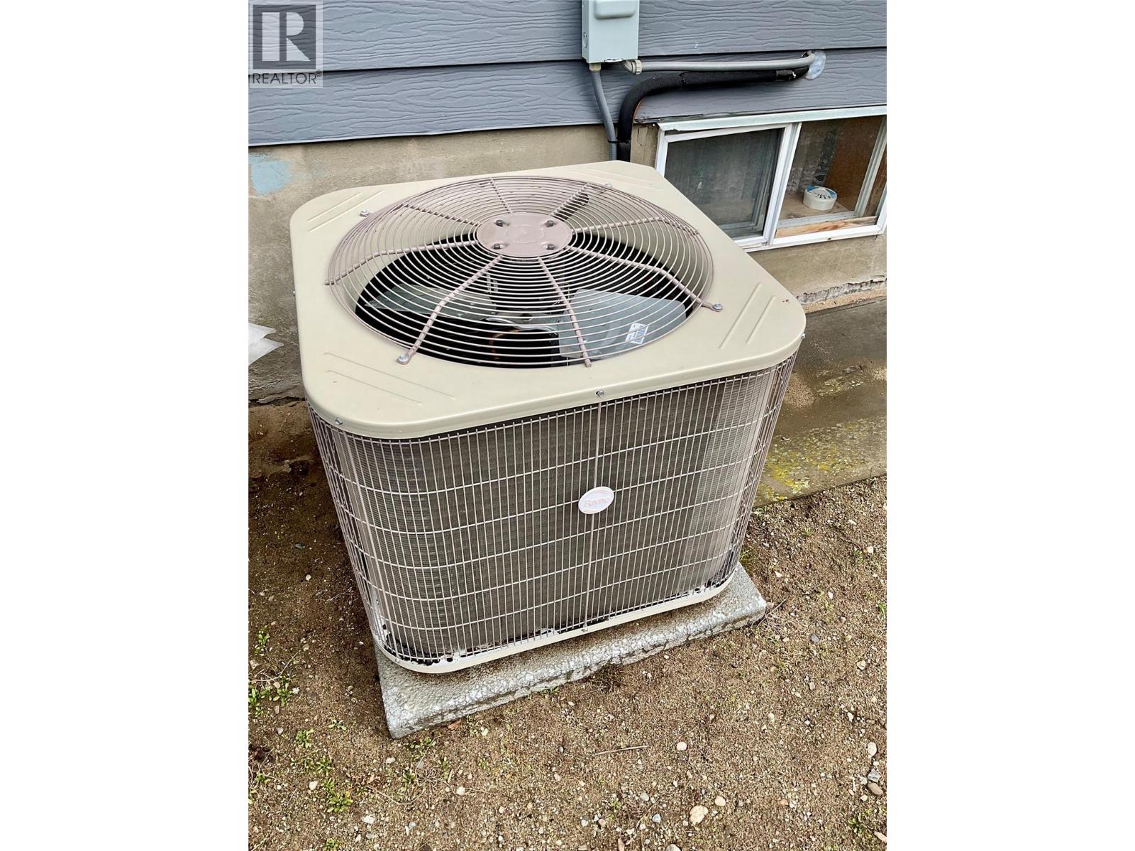 431 Hartland Avenue, Midway, British Columbia  V0H 1M0 - Photo 15 - 10341006