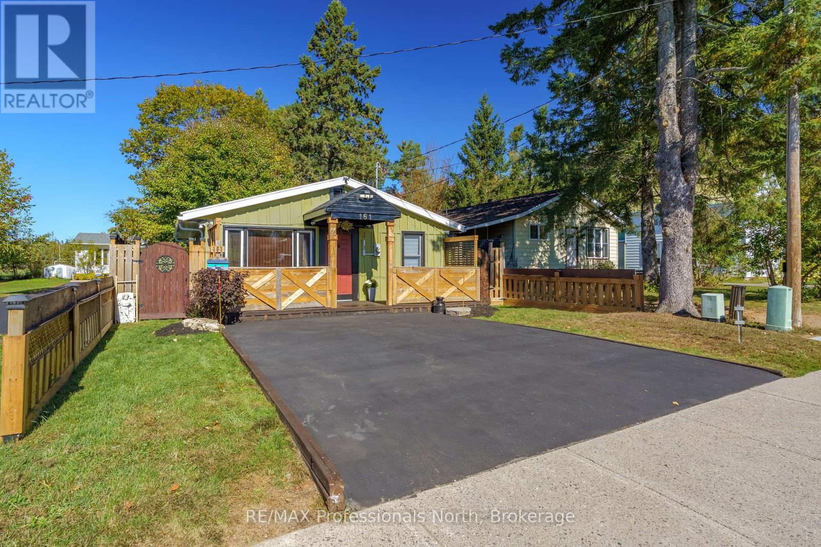 161 Quebec Street, Bracebridge (Macaulay), Ontario  P1L 1E3 - Photo 21 - X12457388